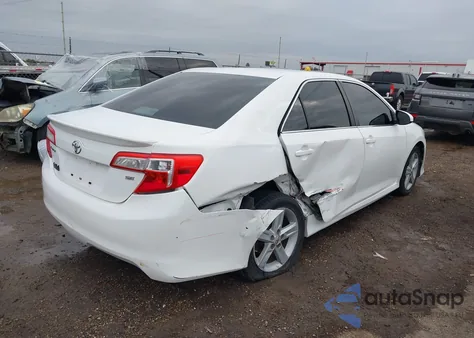 2012 Toyota Camry Se z USA, uszkodzony, nr VIN 4T1BF1FK6CU563651
